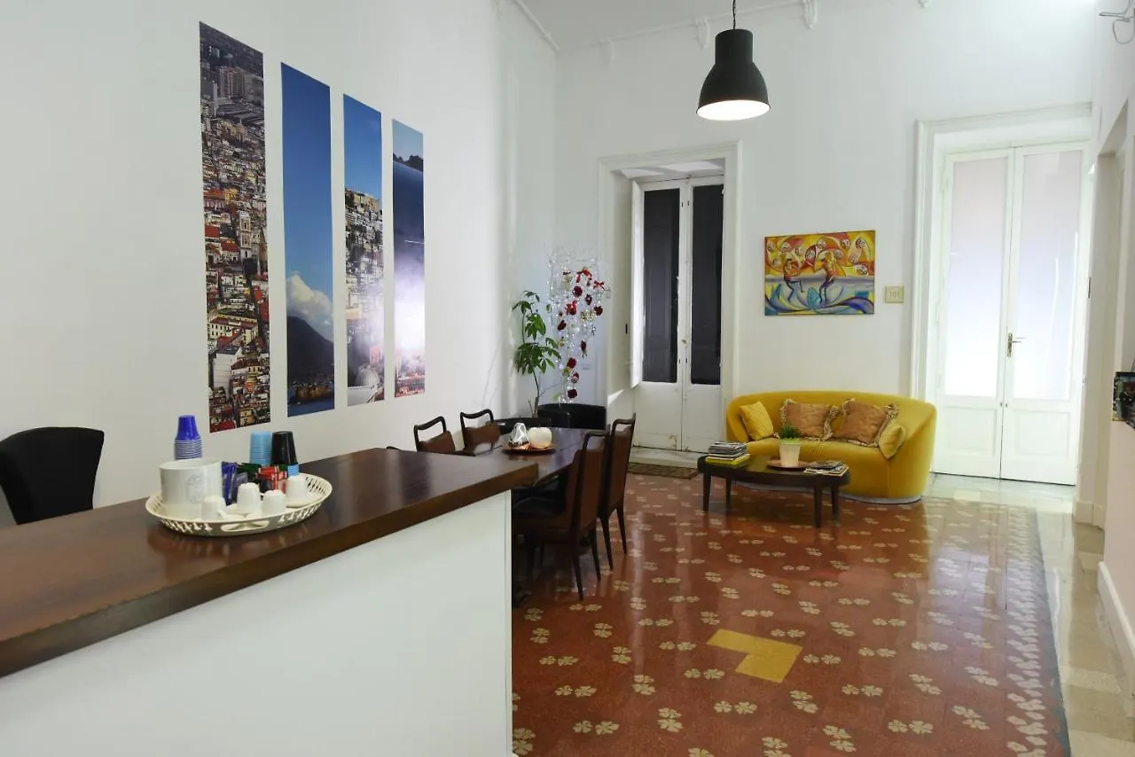 Maison Toledo 210 Naples Bed & Breakfast