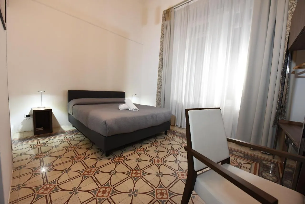 Maison Toledo 210 Naples Bed & Breakfast