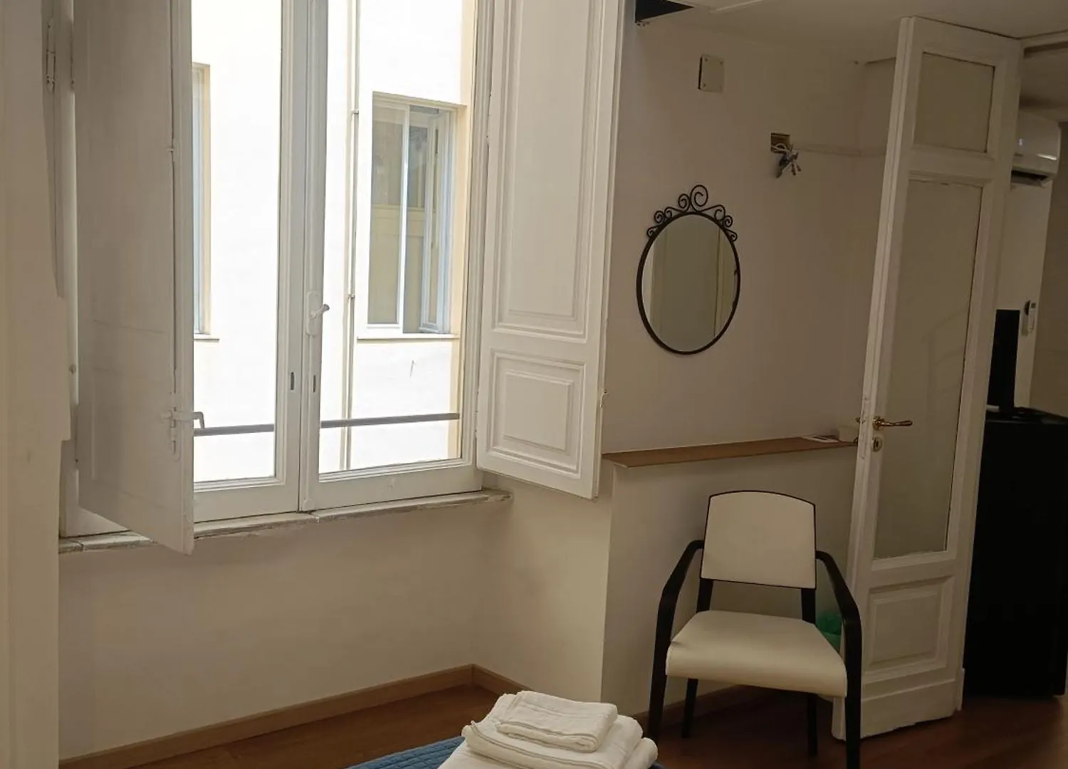 Maison Toledo 210 Naples